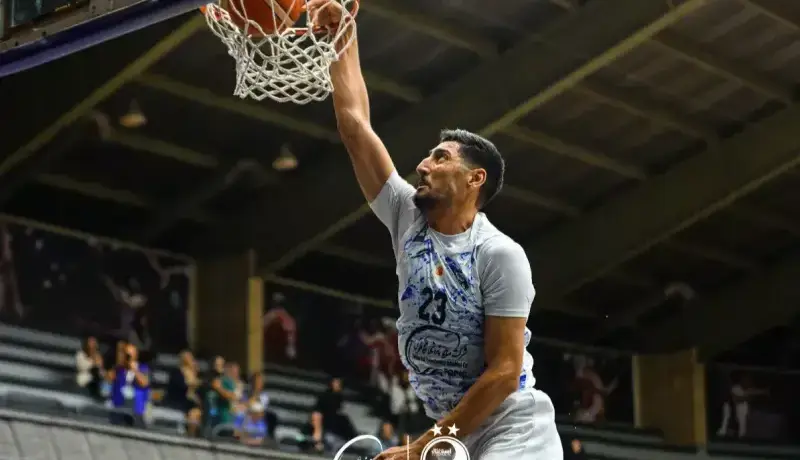 سنتر استقلال در جمع‌ بلند‌قدترین بازیکنان آسیا