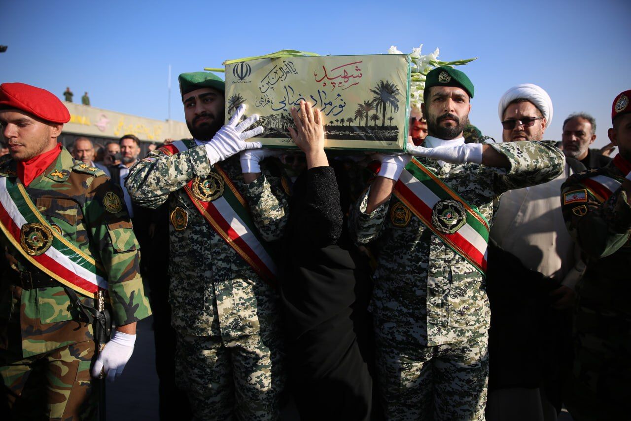 ورود پیکر مطهر شهید «نورمراد رضایی» پس از ۳۹ سال انتظار به کرمانشاه