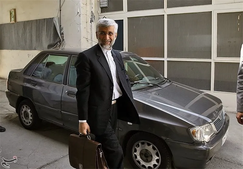 واکنش روزنامه خراسان به ماجرای خودروی ضدگلوله جلیلی؛ هزینه ۸ میلیونی در سال ۸۹، به پول امروز  بین یک تا ۱/۵ میلیارد تومان می‌شود!