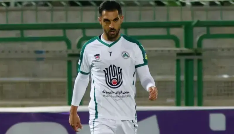 بازگشت هافبک کلیدی ذوب‌آهن مقابل تراکتور