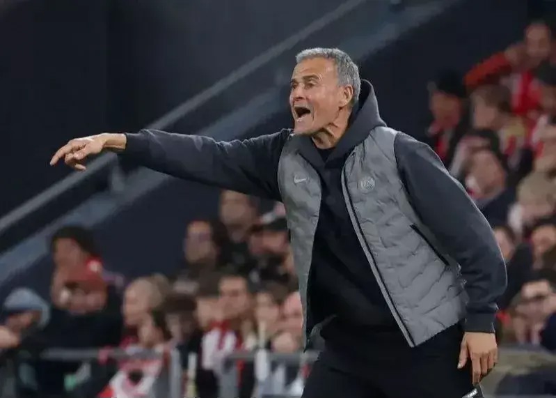 انریکه: وضعیت دمبله ناراحت‌کننده است!