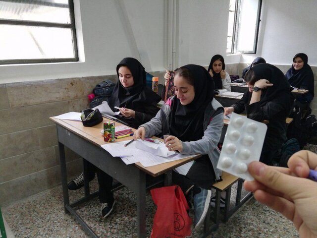 آغاز طرح مکمل‌یاری با قرص‌های آهن و ویتامین D در مدارس کرمانشاه