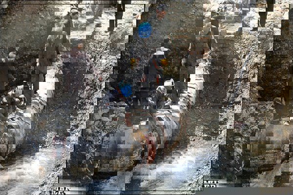 اصلاح شبکه توزیع آب روستای بندار طی ۴۸ ساعت انجام شد