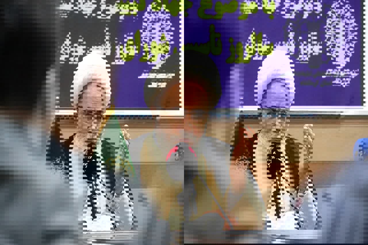 امام جمعه کرمانشاه: نظام اسلامی با تفکر مهدوی شکل گرفته است