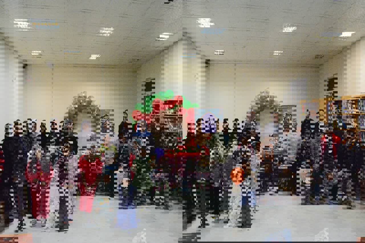 برگزاری ویژه‌برنامه شب یلدا در کتابخانه آیت‌الله خامنه‌ای کرمانشاه