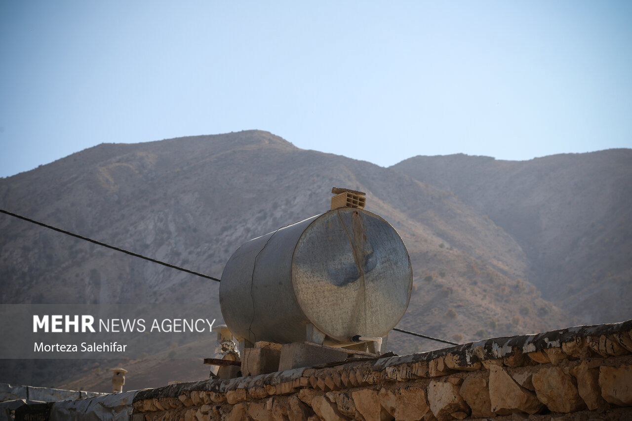 آبرسانی بیش از ۵ میلیون لیتر آب به روستاهای سنقروکلیایی