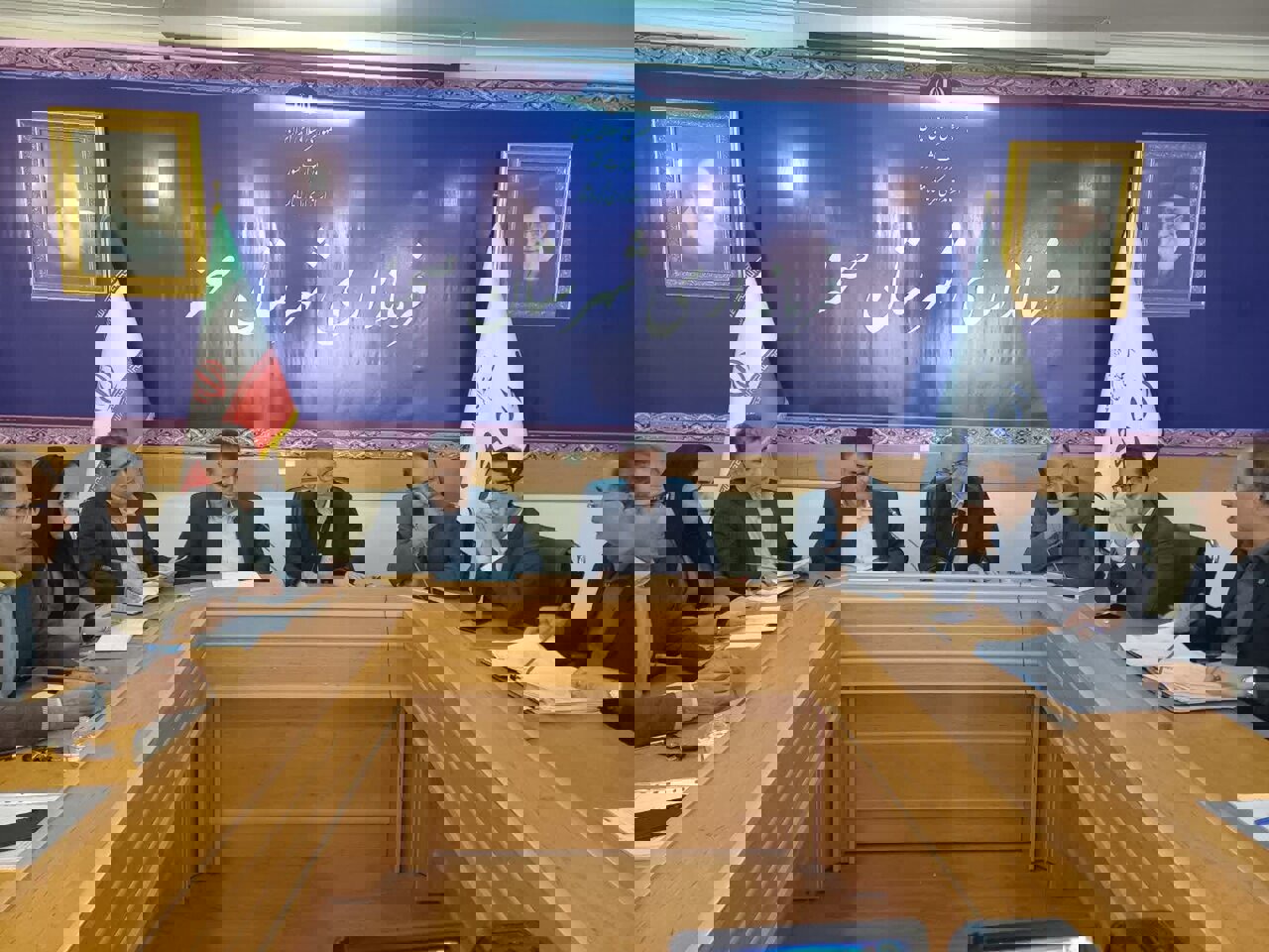 نجفی: اجرای مصوبات سفرهای شهرستانی اولویت استان است