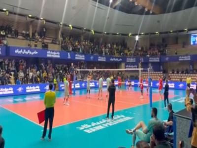 جو سالن فدراسیون در بازی حساس پیکان و فولاد