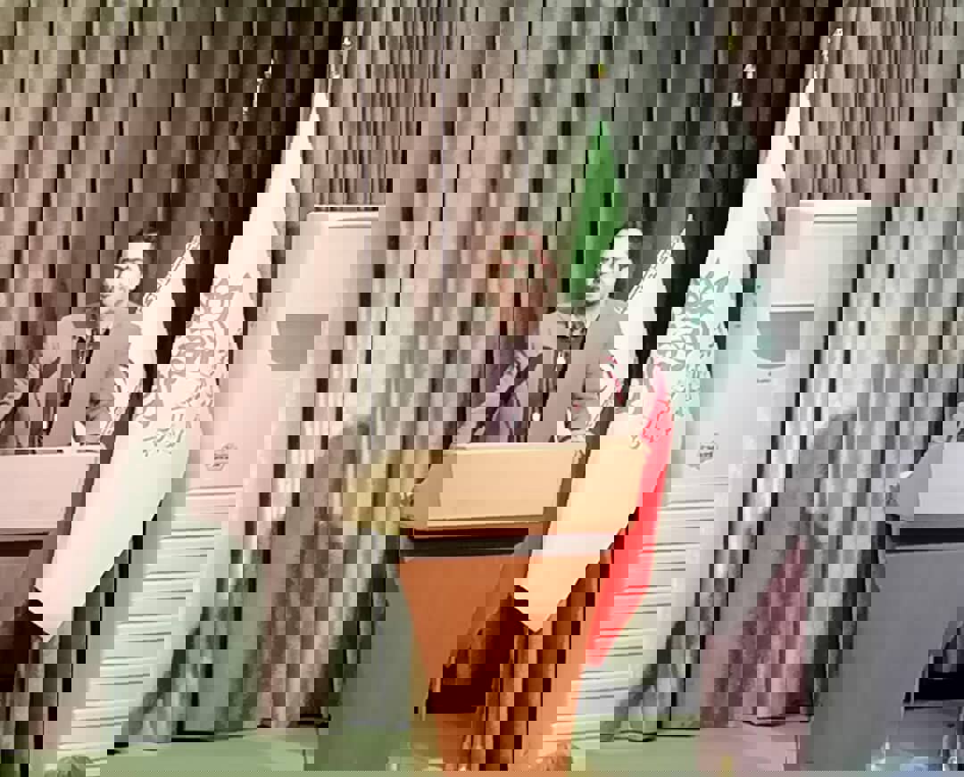 فراخوان شاعران کردستانی برای حضور در بزرگ‌ترین شب شعر کشور