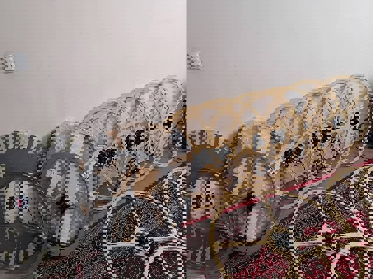 کشف کارگاه غیرمجاز تولید فلزیاب و اشیای تاریخی در بانه