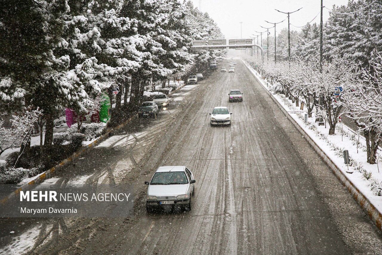 شهرداری پاوه برای برف و یخبندان آماده‌باش کامل دارد