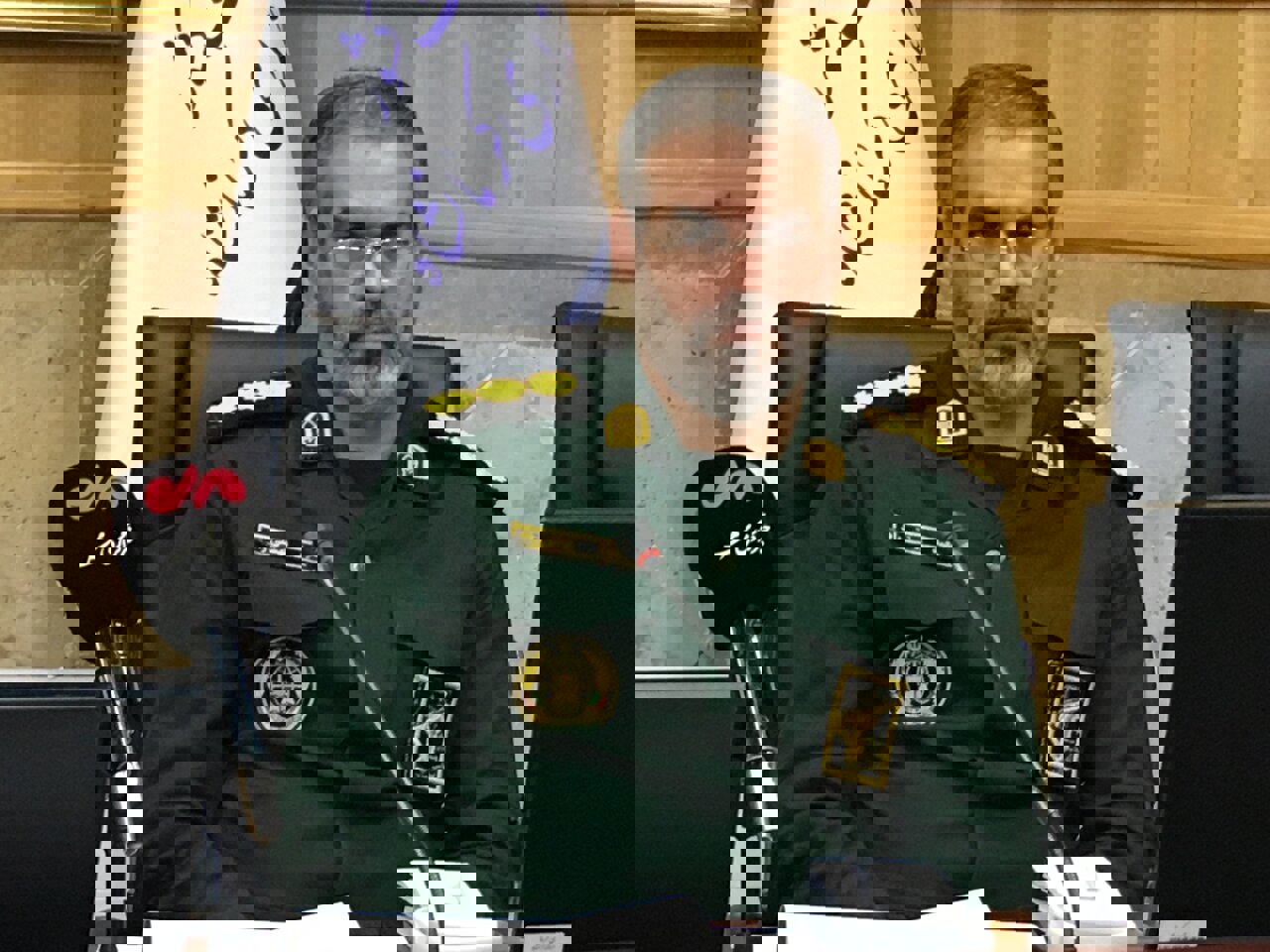 مقاومت ملی سپر ملت ایران در برابر توطئه‌هاست