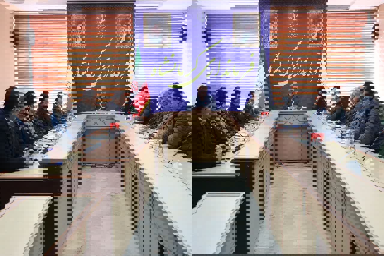 اقدام فوری برای کنترل بازار کرمانشاه با عرضه مستقیم کالا