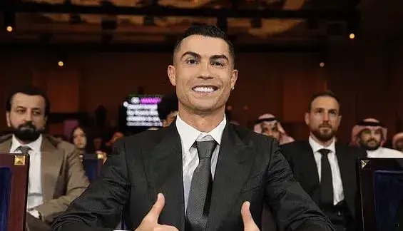 ساعت گرانقیمت رونالدو چشم‌ها را خیره کرد