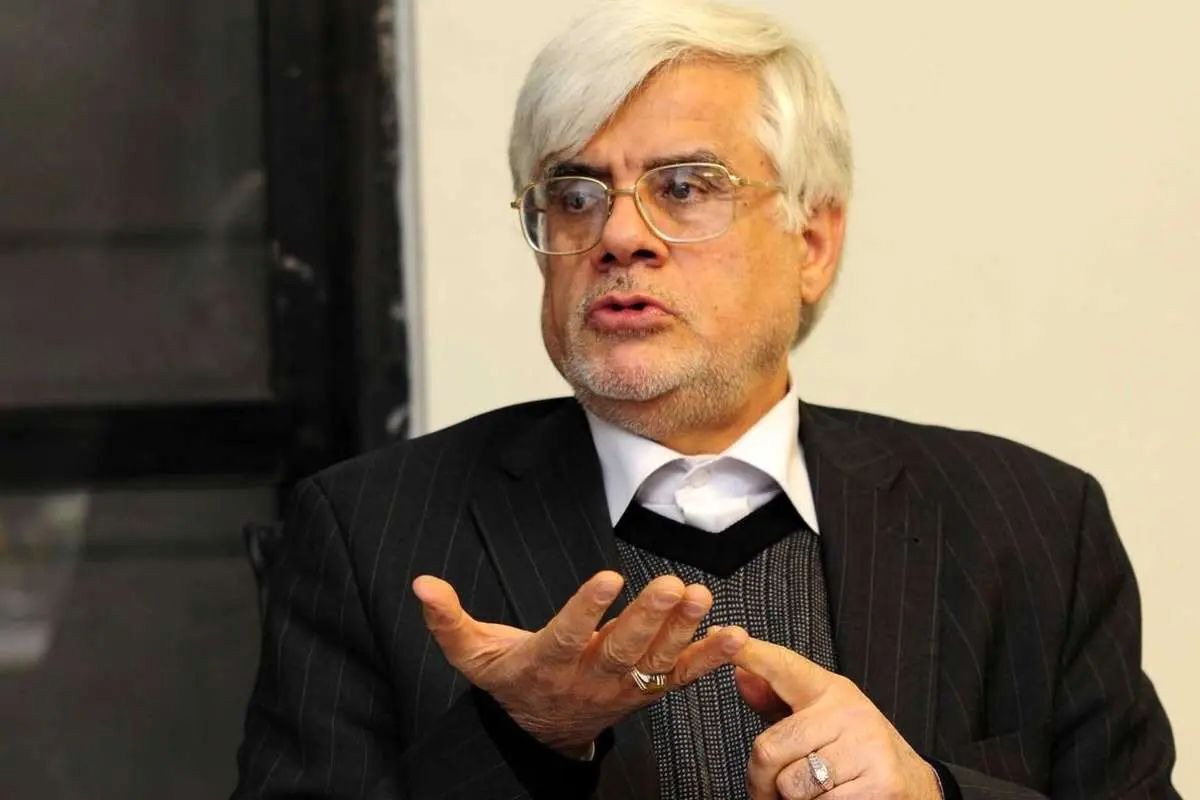 مشاور دفتر ریاست جمهوری: عارف استعفا کرد، اما پزشکیان نپذیرفت