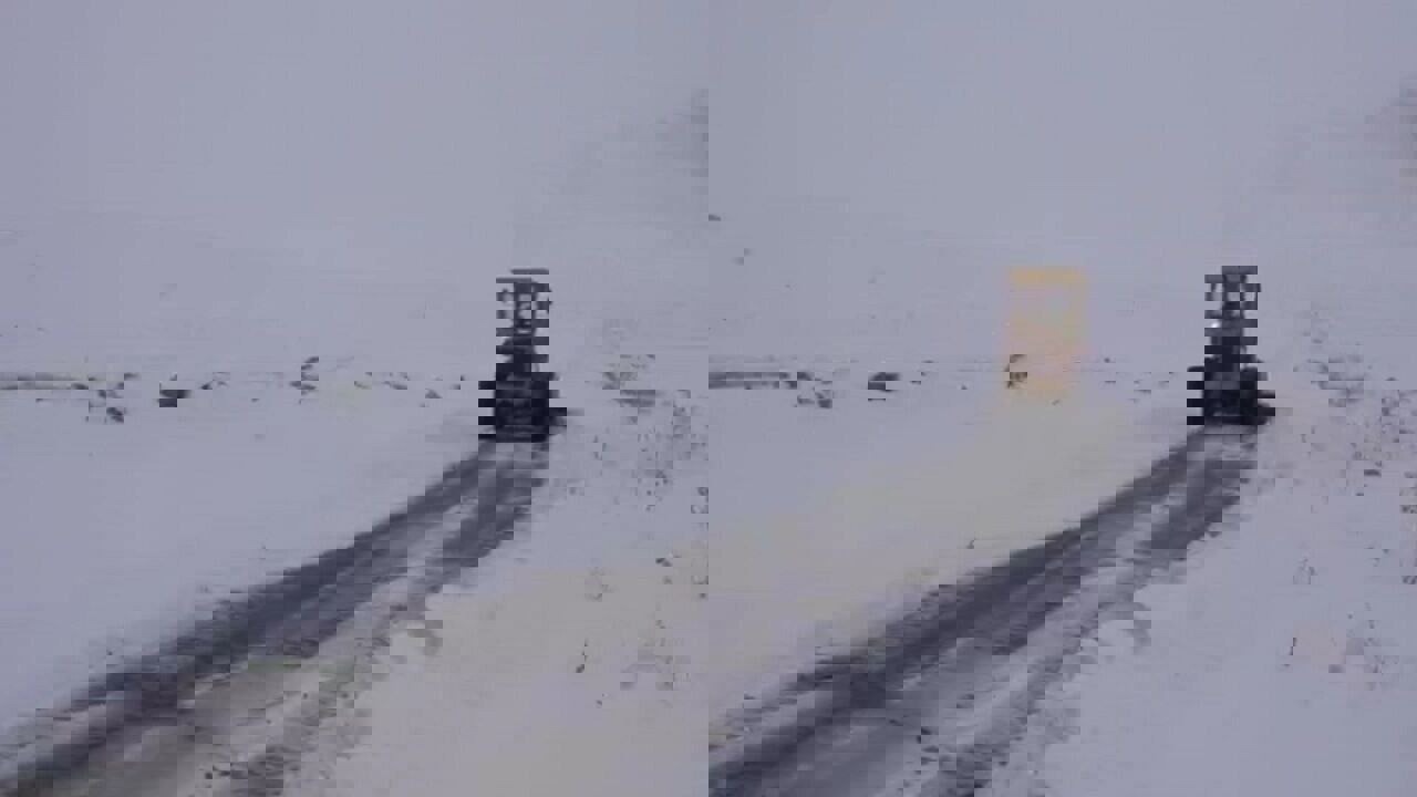 راه ارتباطی ۲۷۲ روستای سقز، بانه و دیواندره مسدود است