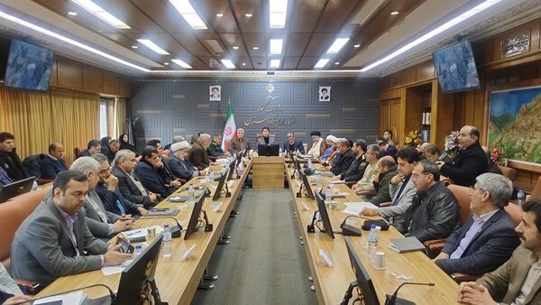 باید از علت و دلایل گلایە و انتقادهای مردم بە صورت کامل آگاە باشیم