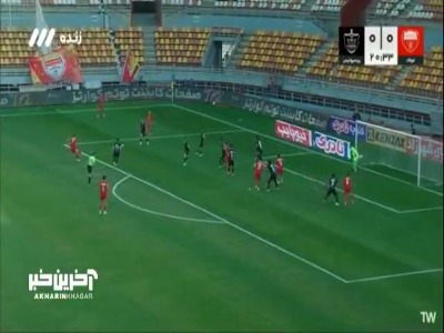 گل اول فولاد به پرسپولیس توسط احسان محروقی در دقیقه ۲۱