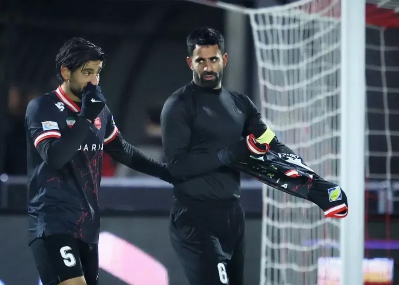 دریبل جوان بیست ساله؛ کنعانی در تاکسی خالی!