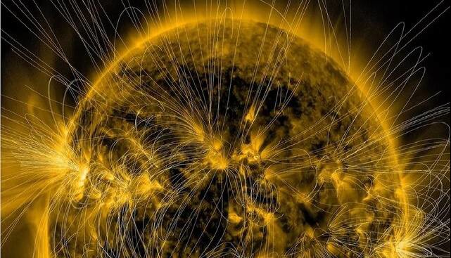 ترسیم اولین نقشه میدان مغناطیسی پنهان خورشید