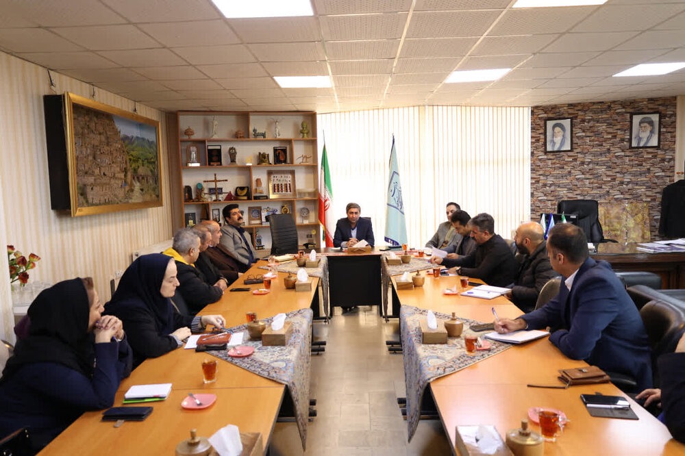 ضرورت رعایت شئونات ماه مبارک رمضان در ارائه خدمات به مسافران و گردشگران کردستانی