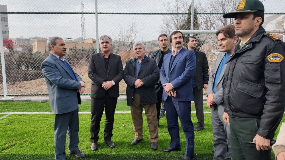 افتتاح زمین چمن مصنوعی ویژه کودکان تحت پوشش بهزیستی در سنندج