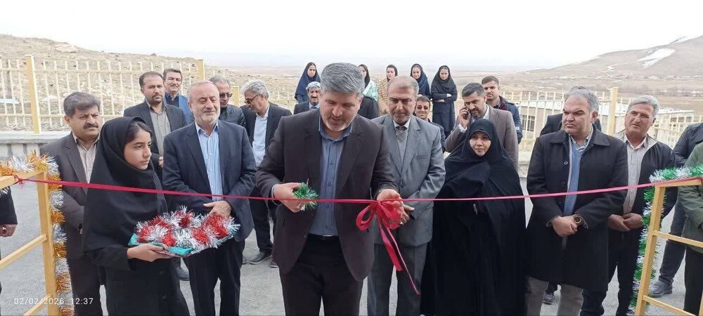 افتتاح و کلنگ‌زنی چندین پروژه عمرانی و آموزشی در قروه همزمان با دهه فجر