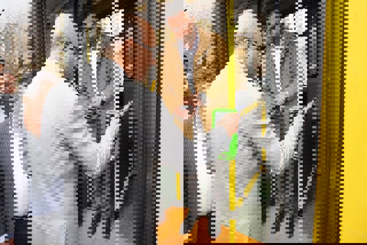 هوشمندسازی حمل‌ونقل عمومی مطالبه جدی شهروندان کرمانشاهی است