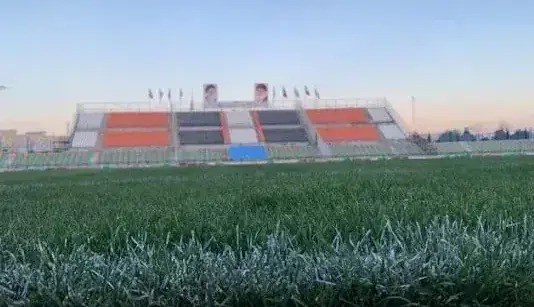 وضعیت عجیب دستگاه چمن زنی استادیوم شهر قدس