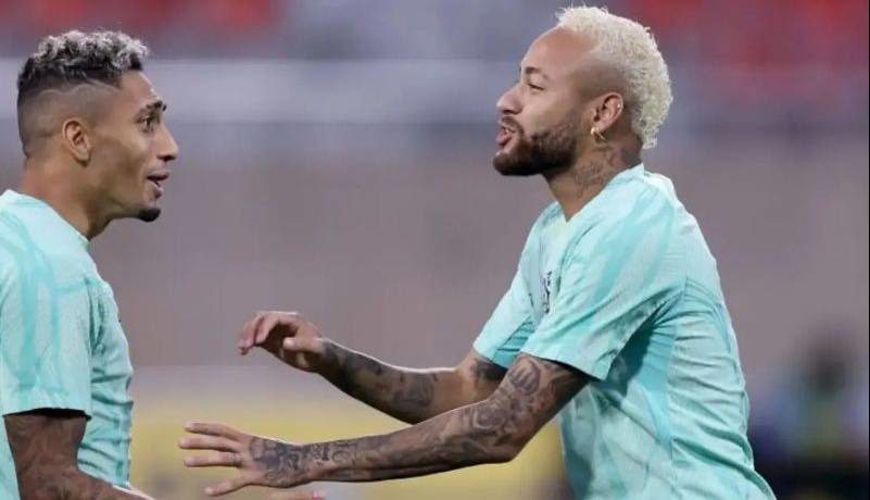 ستاره بارسلونا: نیمار باید در جام جهانی ۲۰۲۶ بازی کند