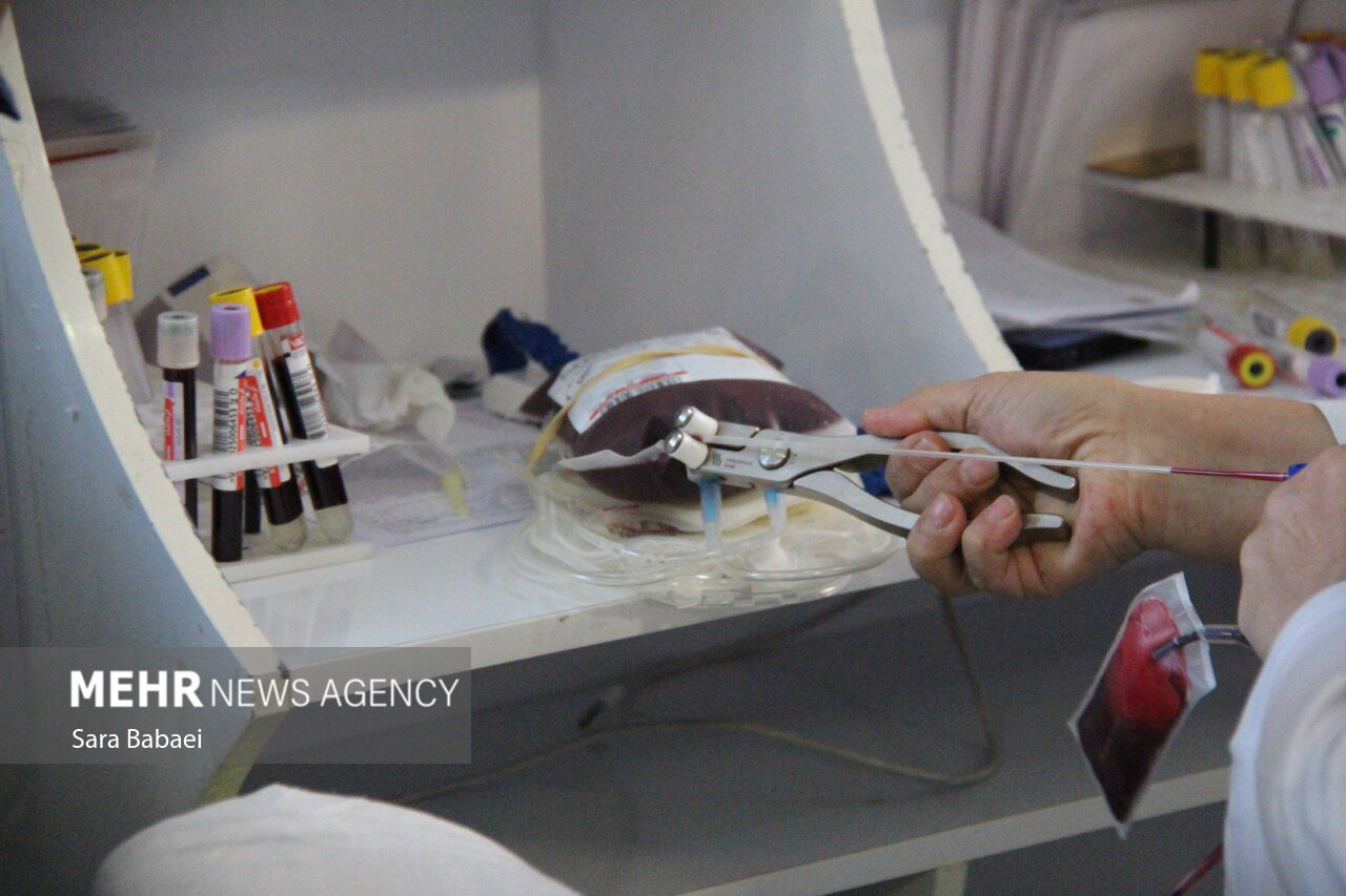 تیم سیار انتقال خون در سنقر مستقر می‌شود