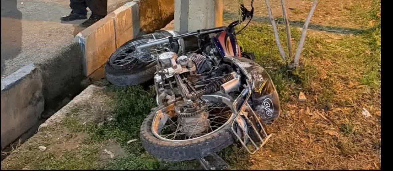 برخورد با تیر برق جان راکب و سرنشین موتورسیکلت را در سرپل ذهاب گرفت