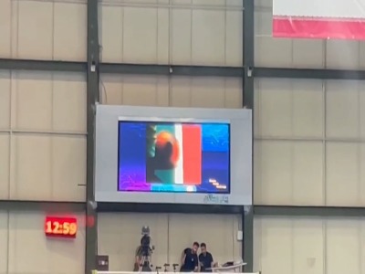 جنجال بر سر یک امتیاز؛ از اعتراض شدید تا پرتاب اشیاء به درون زمین