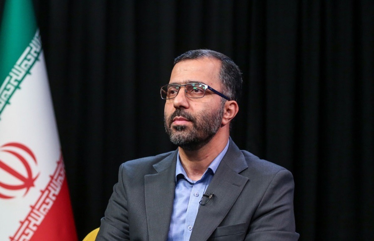 سخنگوی هیات رئیسه مجلس: مگر کسی دیوانه است درباره مسئله نظامی و دفاعی خود مذاکره کند