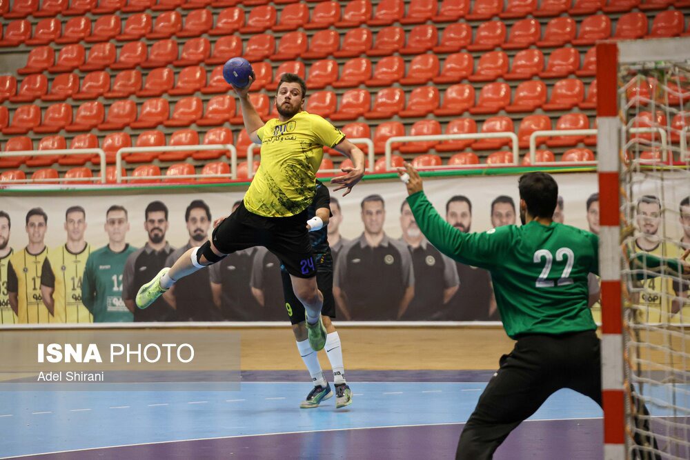 تیم هندبال یاسام کردستان به مصاف رقبای لیگ آیندگان می‌رود