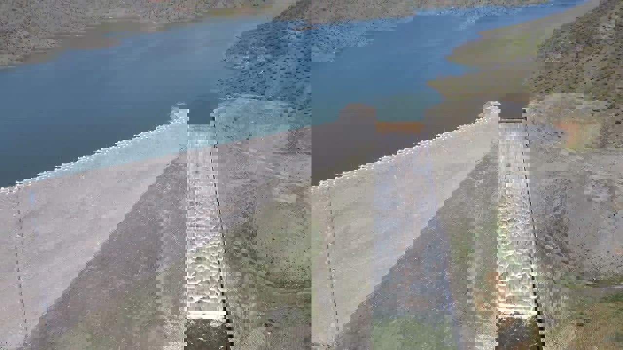 سرریز سد گاران در مریوان