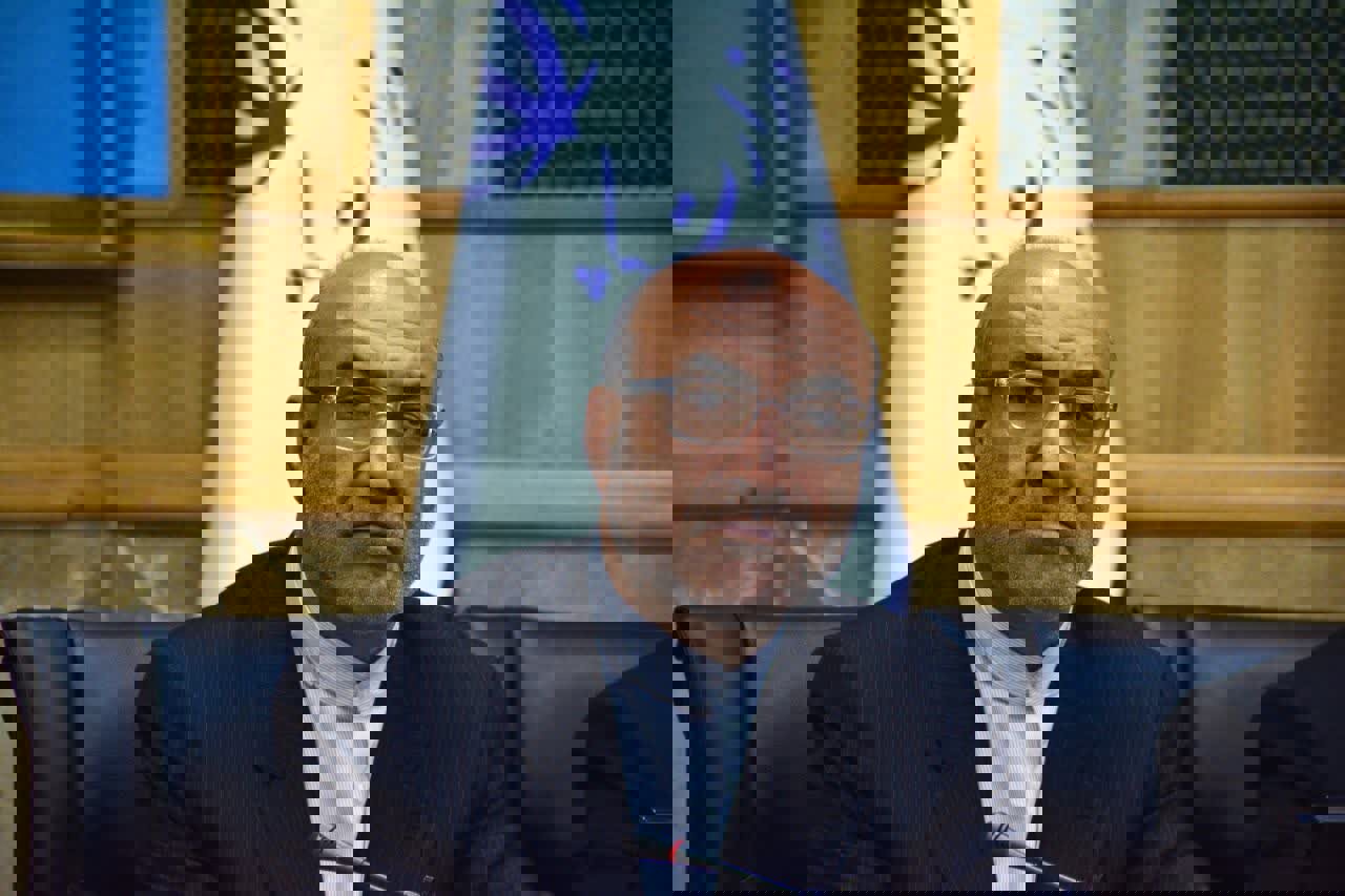 حبیبی: پروژه مرکزی کتابخانه کرمانشاه تا سال آینده تکمیل می‌شود