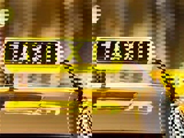 زارعی: نرخ جدید کرایه حمل‌ونقل عمومی سنندج از امروز اجرا شد