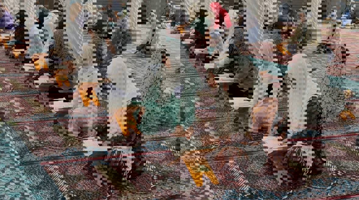 محفل جزءخوانی قرآن کریم در مسجد جامع سنندج