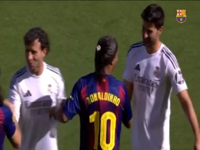 دیدار دوستانه اسطوره های بارسلونا - رئال مادرید