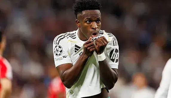 رئال ۲-۱ بنفیکا؛ وینیسیوس بود که حرف آخر را زد