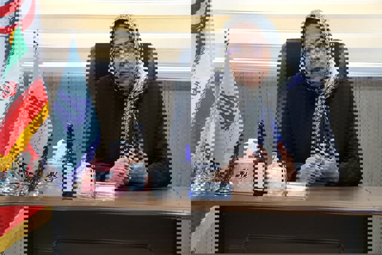 نوسازی ناوگان اورژانس کردستان با ورود دو آمبولانس جدید