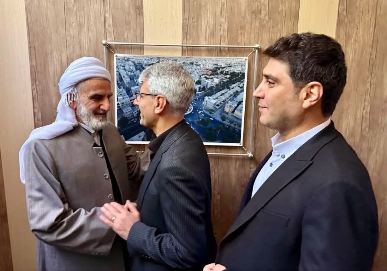 دیدار سخنگوی وزارت امور خارجه و استاندار کردستان با امام جمعه سنندج