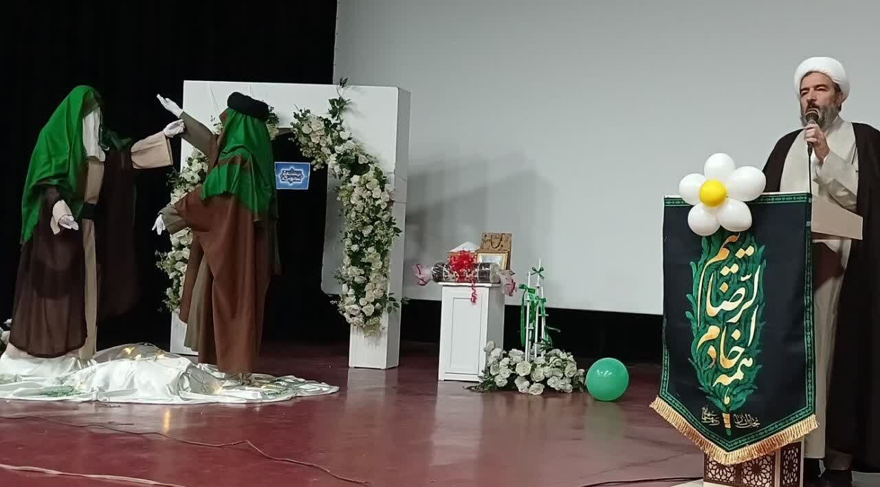 خورشیدی: غدیر محور وحدت و استمرار مسیر هدایت در جامعه اسلامی است