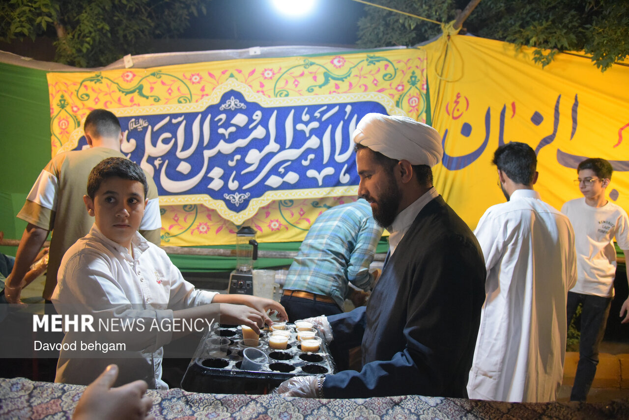 فعالیت موکب طریق‌الحسین(ع) در مهمانی کیلومتری غدیر کرمانشاه
