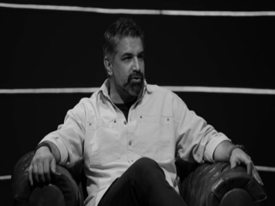 اولین استاد شجاع در فوتبال: یک غر زن قهار!