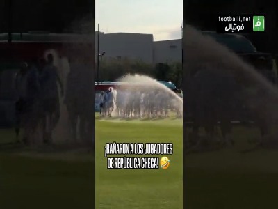 باز شدن ناگهانی سیستم آبیاری چمن در تمرین جمهوری چک