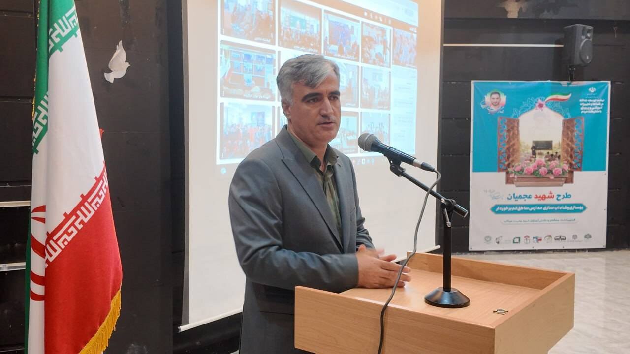 سجادی: سرانه آموزشی در سنندج پاسخگوی جمعیت دانش‌آموزی نیست