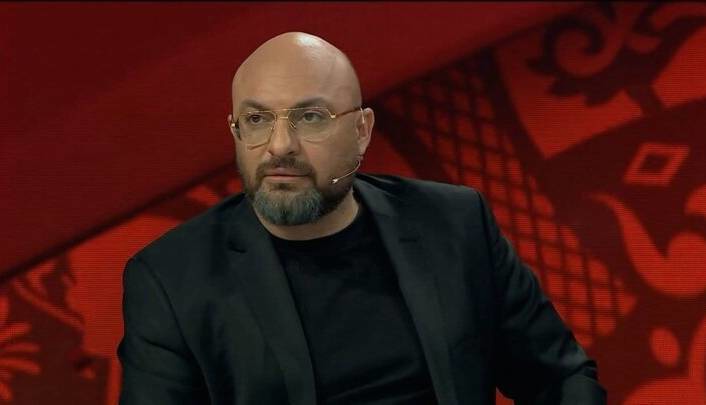 کرمی: توانایی صعود را داریم؛ فشارها روی تیم ملی طبیعی نیست