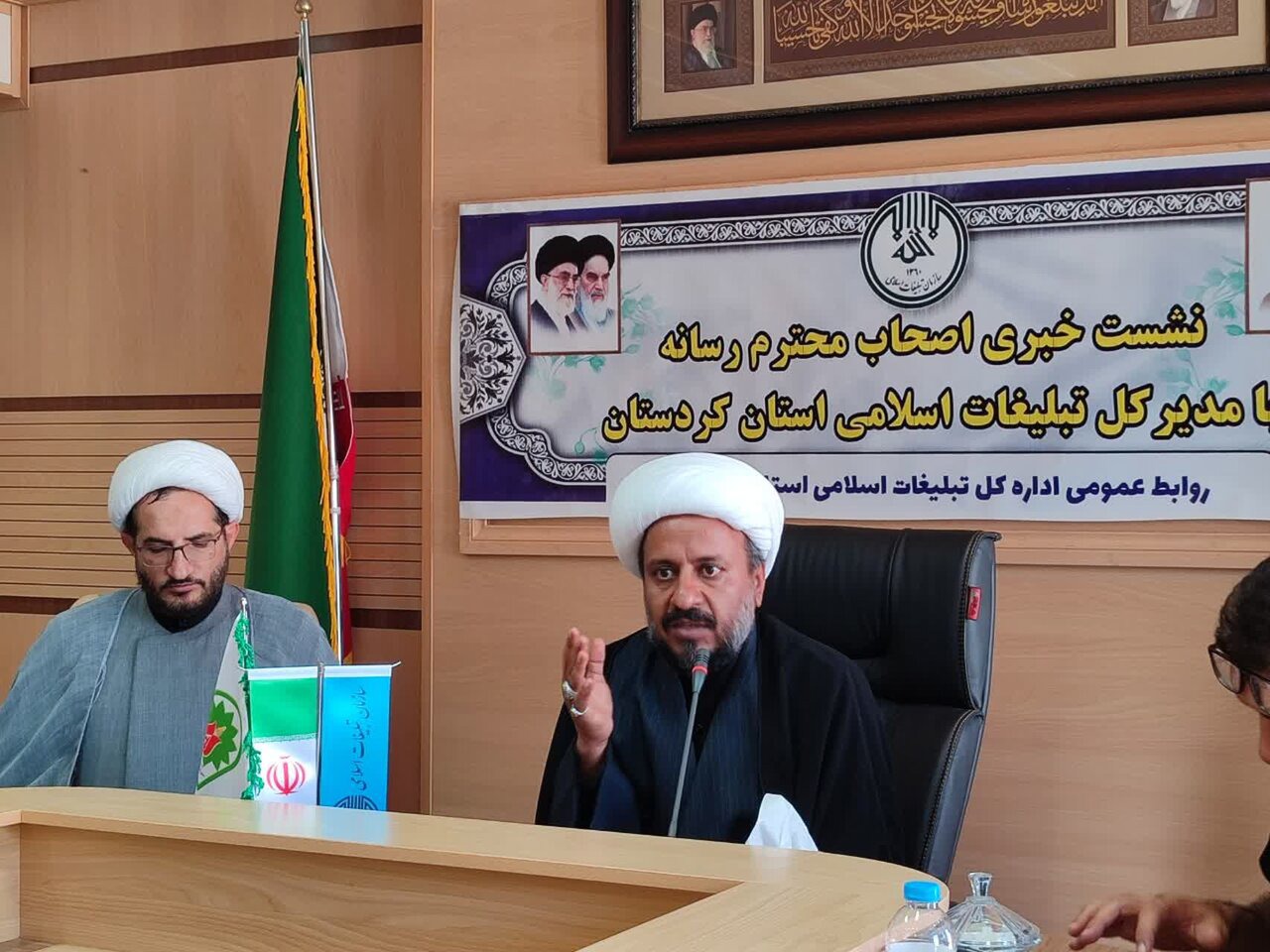 رازیانی: قرآن باید از حاشیه زندگی مردم به متن جامعه بازگردد
